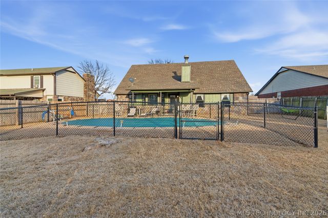 13674 S Maple Street, Glenpool, OK 74033