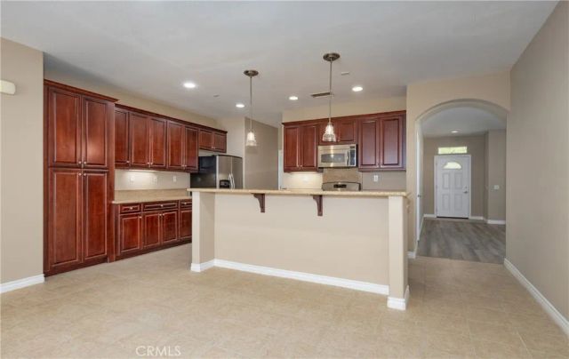 31829 Oak Wood Circle, Yucaipa, CA 92399
