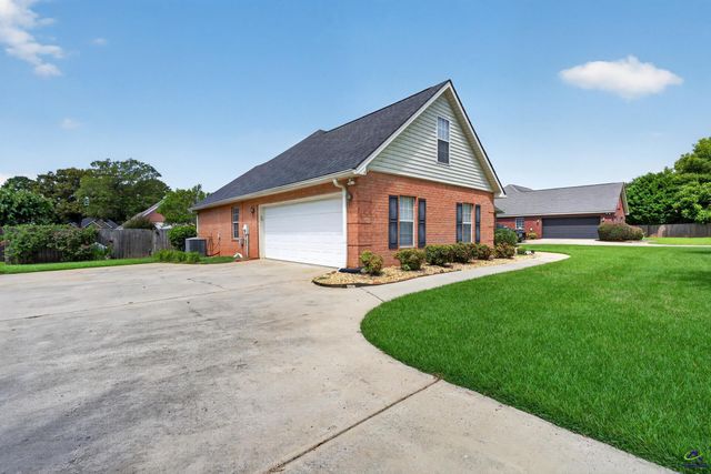 641 Thompson Mill Road, Bonaire, GA 31005