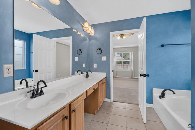 641 Thompson Mill Road, Bonaire, GA 31005