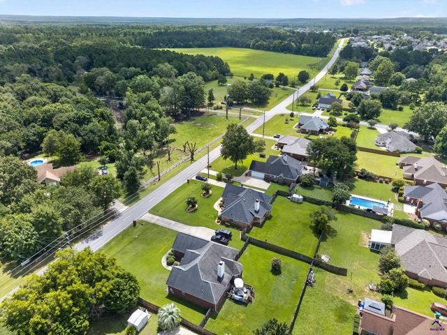 641 Thompson Mill Road, Bonaire, GA 31005