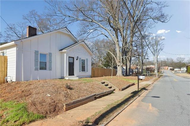 130 South Avenue SE, Marietta, GA 30060