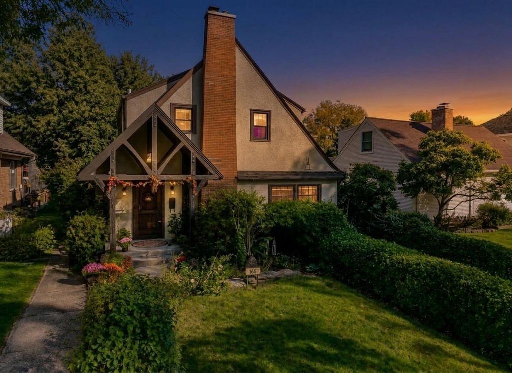 165 Forest Avenue, Glen Ellyn, IL 60137 — exterior