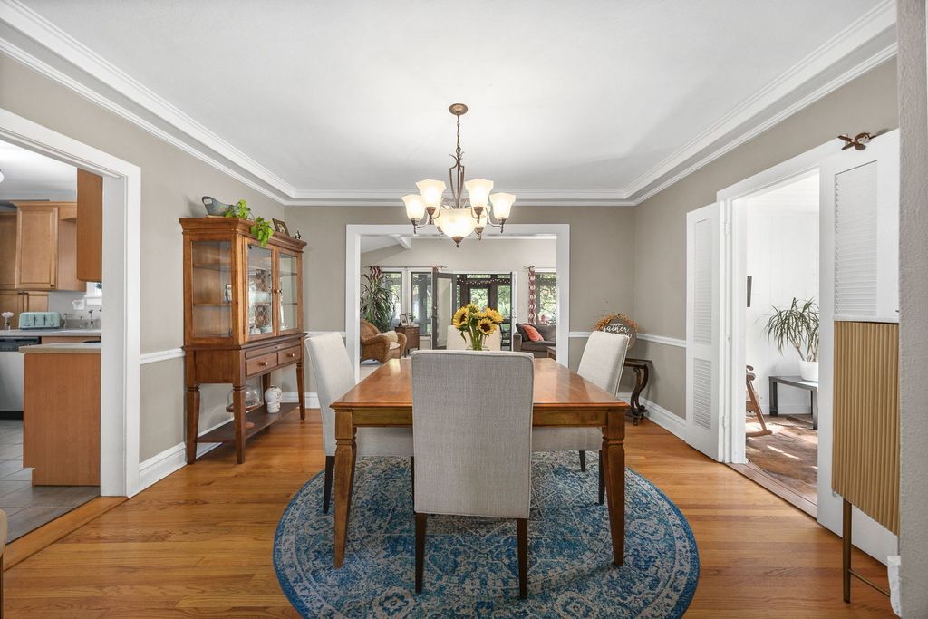 165 Forest Avenue, Glen Ellyn, IL 60137 — photo 5