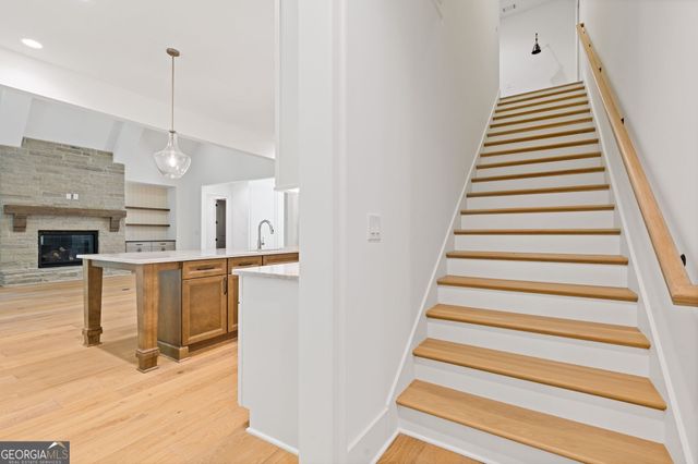 5416 Planting Field Lane, Flowery Branch, GA 30542