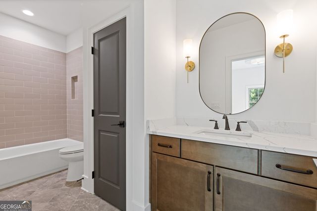 5416 Planting Field Lane, Flowery Branch, GA 30542