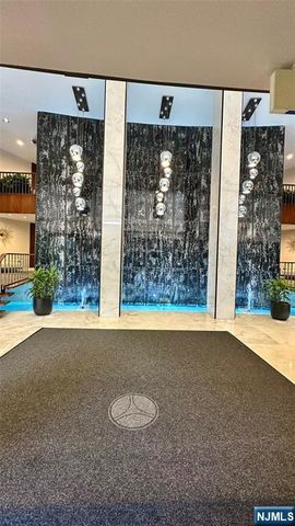 1 Claridge Drive 1000, Verona, NJ 07044