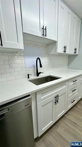 1 Claridge Drive 1000, Verona, NJ 07044