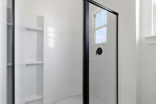 220 Nearwater Place, Hendersonville, TN 37075