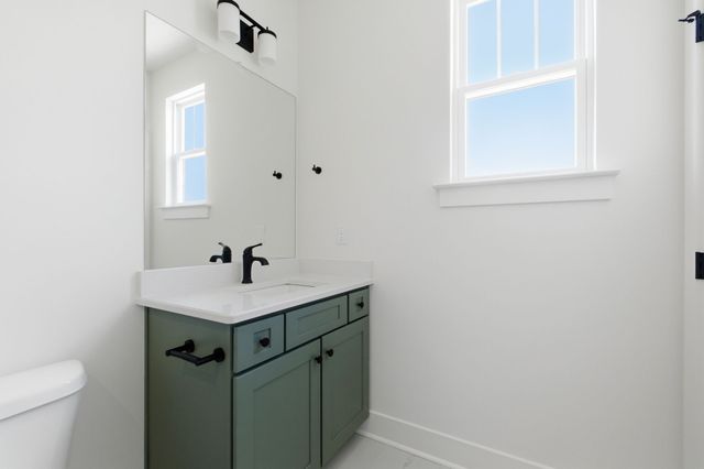 220 Nearwater Place, Hendersonville, TN 37075