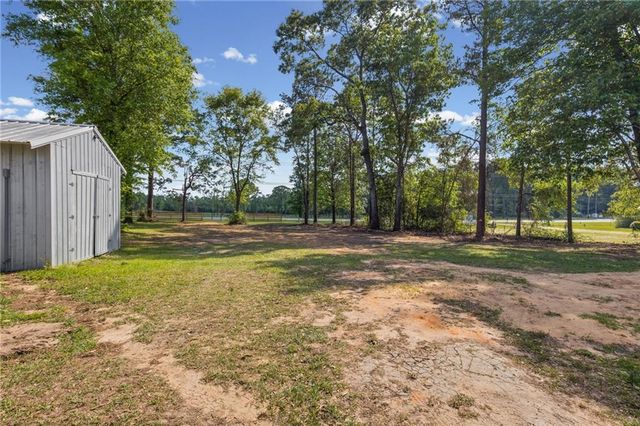 11753 Old Moffat Road, Wilmer, AL 36587