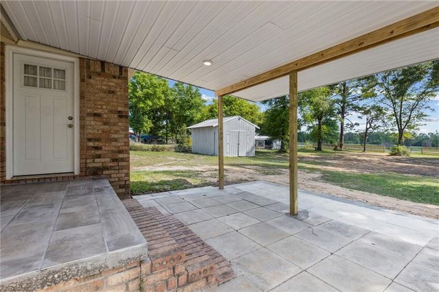11753 Old Moffat Road, Wilmer, AL 36587