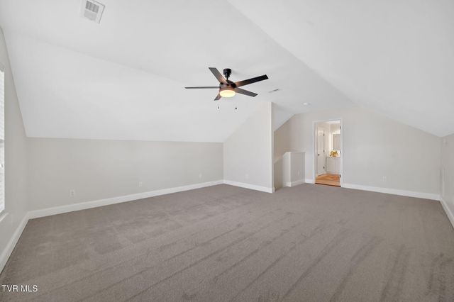 223 Avonlea Place, Johnson City, TN 37604