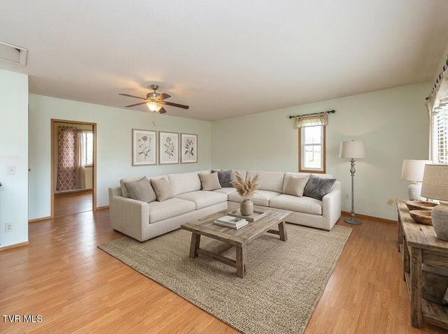 224 New Beason Well Road, Kingsport, TN 37660