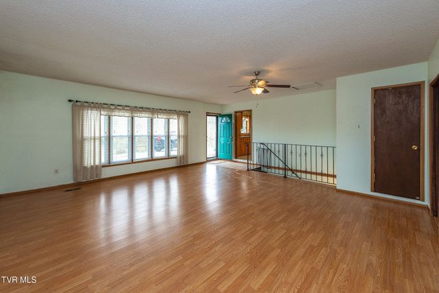 224 New Beason Well Road, Kingsport, TN 37660