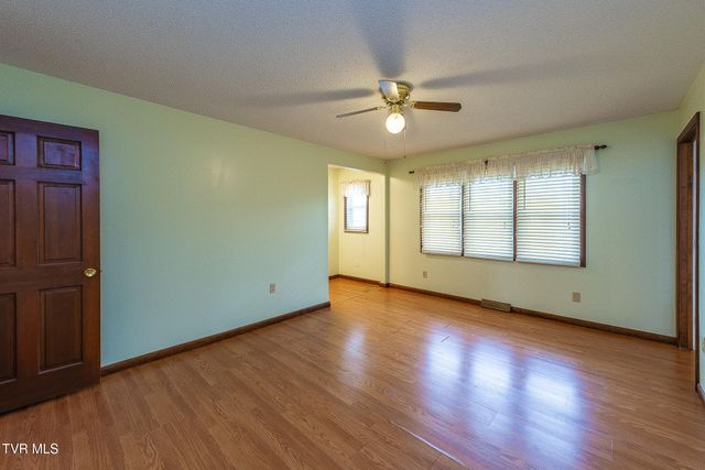 224 New Beason Well Road, Kingsport, TN 37660