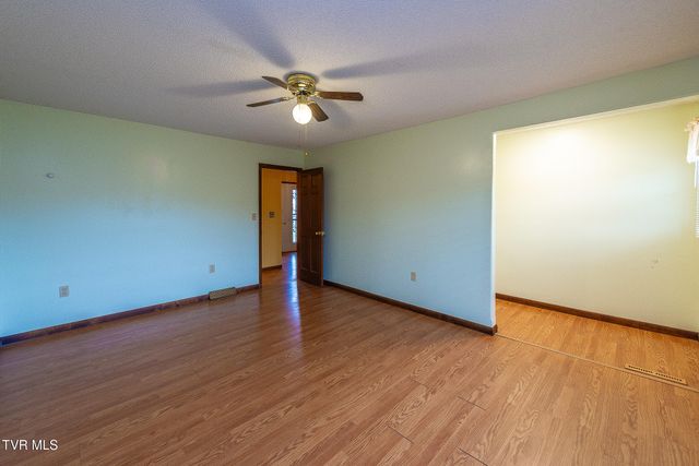 224 New Beason Well Road, Kingsport, TN 37660