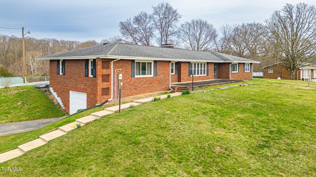 224 New Beason Well Road, Kingsport, TN 37660