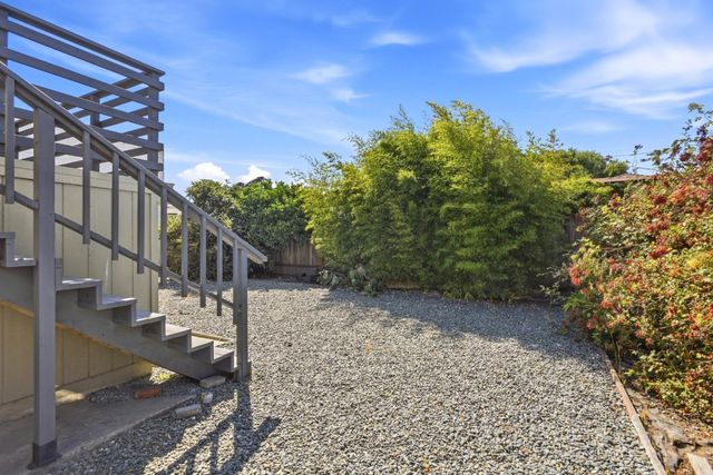 1055 San Mateo Avenue, San Bruno, CA 94066