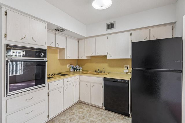 2460 PERSIAN DRIVE 44, Clearwater, FL 33763