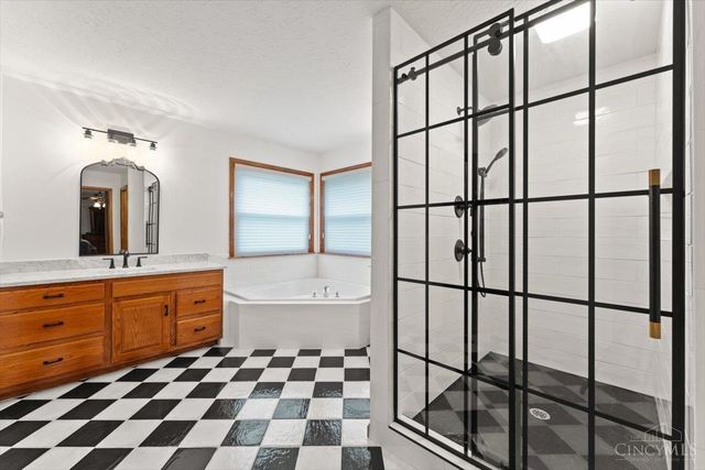 5705 Treeside Drive, Liberty Twp, OH 45044