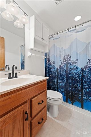 5705 Treeside Drive, Liberty Twp, OH 45044