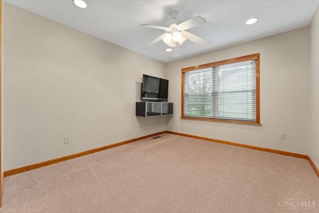 5705 Treeside Drive, Liberty Twp, OH 45044