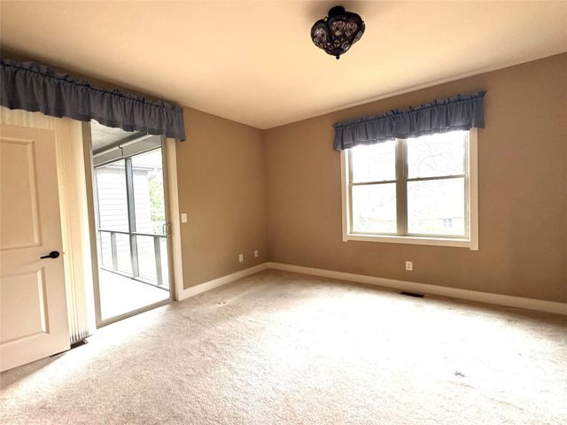 894 Dunroy Drive, Hendersonville, NC 28739
