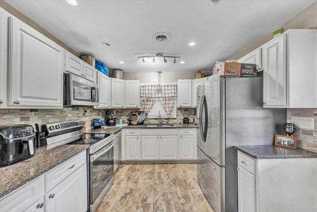 4348 Tellico RD NW, Roanoke, VA 24017