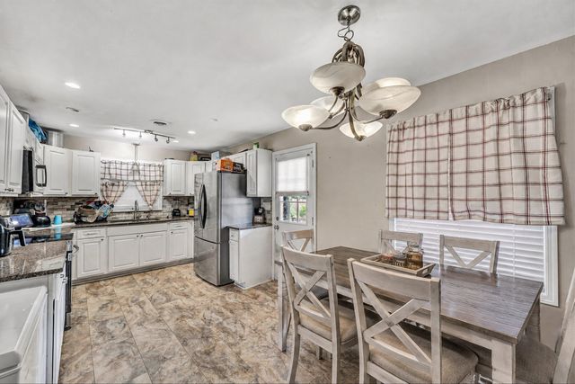 4348 Tellico RD NW, Roanoke, VA 24017