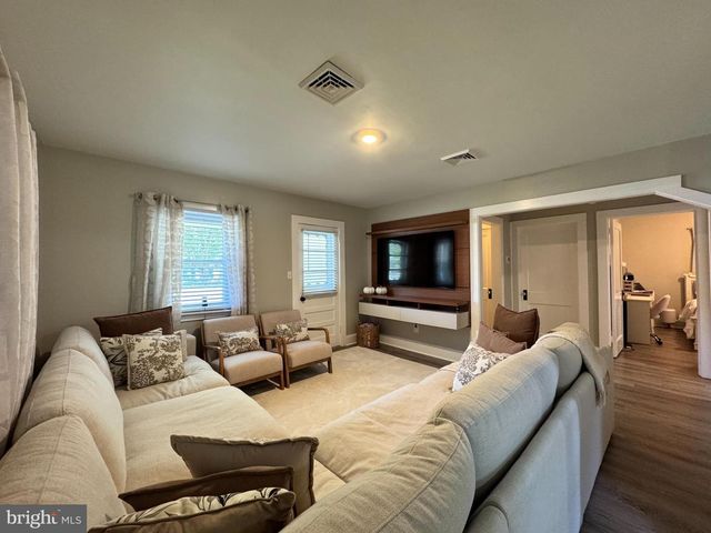 30483 BENNETT RD, Salisbury, MD 21804