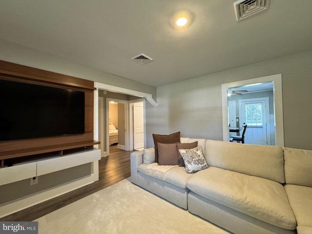 30483 BENNETT RD, Salisbury, MD 21804