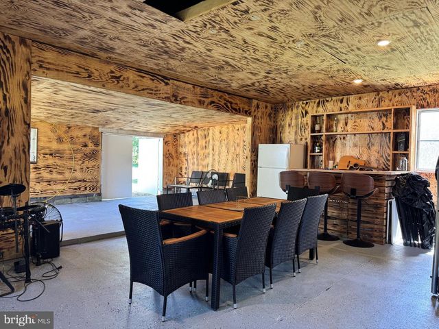 30483 BENNETT RD, Salisbury, MD 21804