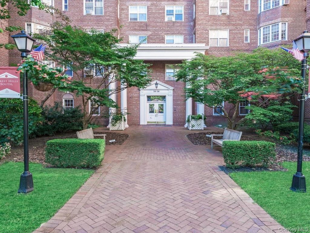 76-36 113th Street M, Forest Hills, NY 11375