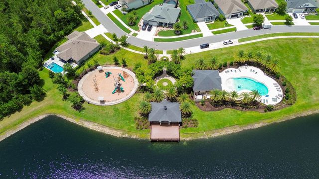 1628 Lewis Lake Ln, Middleburg, FL 32068