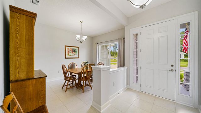 1628 Lewis Lake Ln, Middleburg, FL 32068