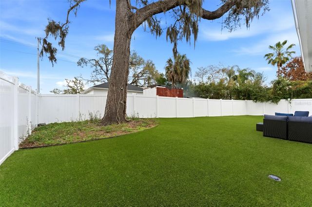 3414 RIVERVIEW DRIVE, Tampa, FL 33604