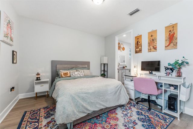 3414 RIVERVIEW DRIVE, Tampa, FL 33604