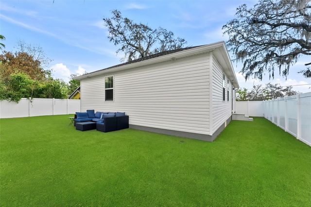 3414 RIVERVIEW DRIVE, Tampa, FL 33604