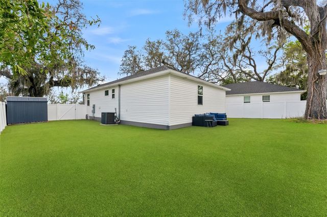 3414 RIVERVIEW DRIVE, Tampa, FL 33604