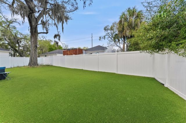 3414 RIVERVIEW DRIVE, Tampa, FL 33604