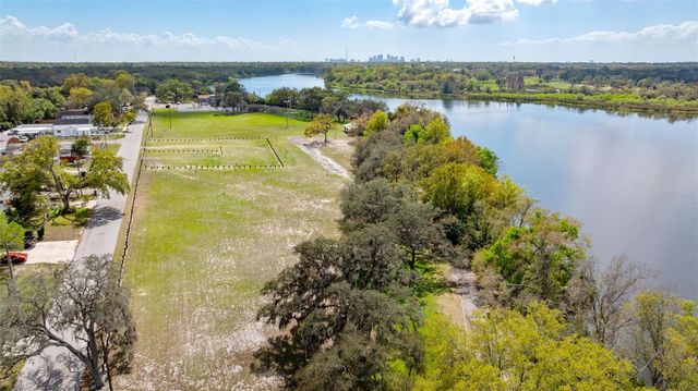 3414 RIVERVIEW DRIVE, Tampa, FL 33604