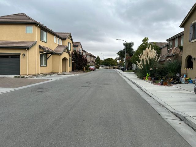 291 Slate Avenue, Hollister, CA 95023