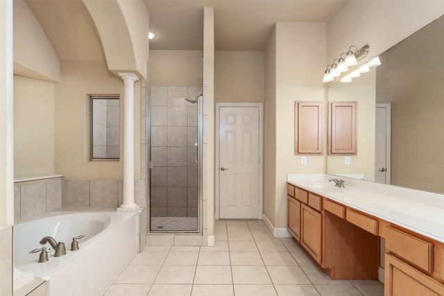 4500 Karen Drive, Mansfield, TX 76063