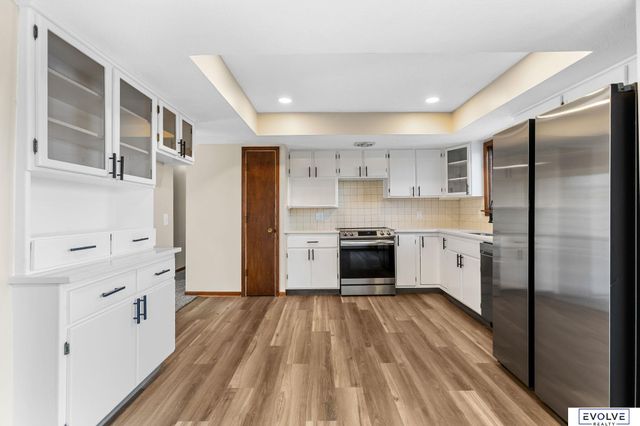 6355 S 140th Circle, Omaha, NE 68137