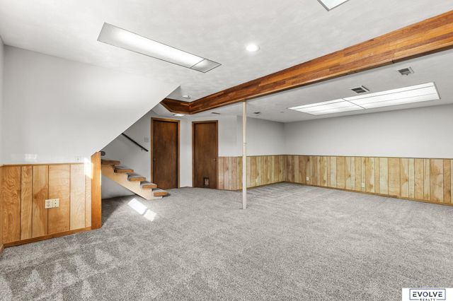 6355 S 140th Circle, Omaha, NE 68137