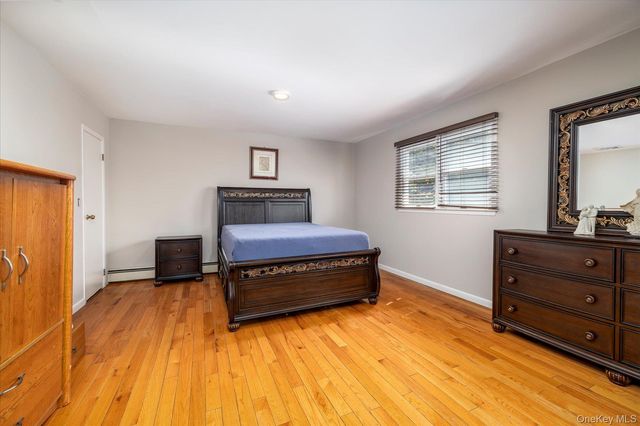 212 Gordon Avenue, Westbury, NY 11590