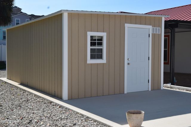 121 Harrison Road, Daytona Beach, FL 32118