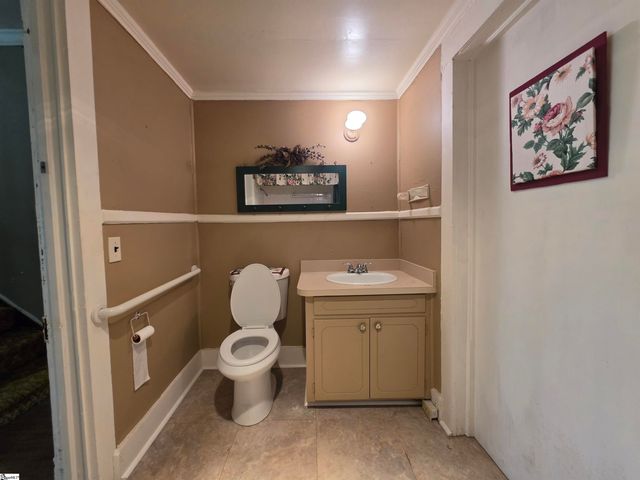 511 S Main Street, Fountain Inn, SC 29644