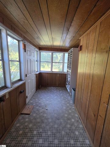 511 S Main Street, Fountain Inn, SC 29644